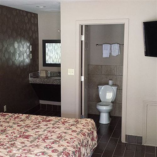 Royal Relax Inn Fairmont City Ngoại thất bức ảnh